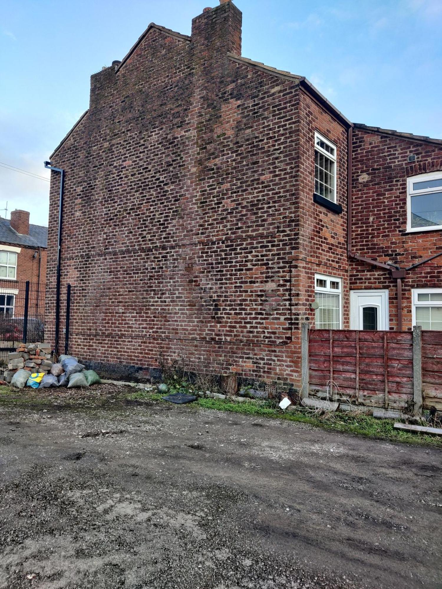Victorian Semi Detached House Behind The High Street Newton-le-Willows Exterior foto